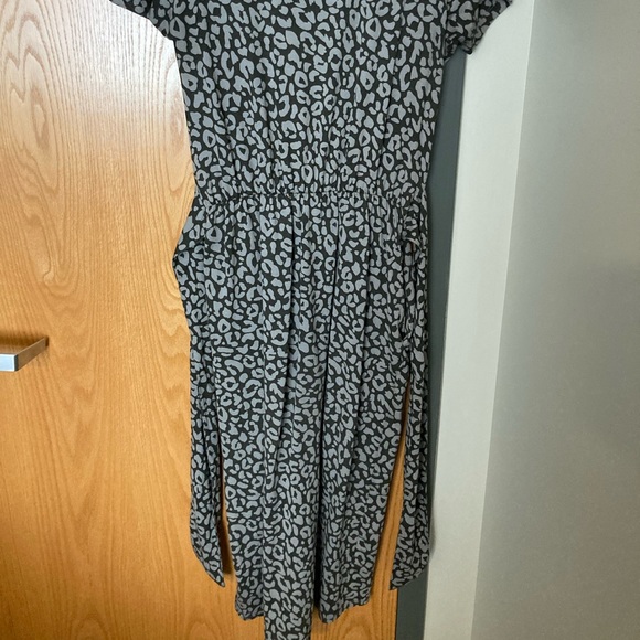 Smash + Tess Rebecca Wrap Dress in Lexi Leopard print - Picture 3 of 3